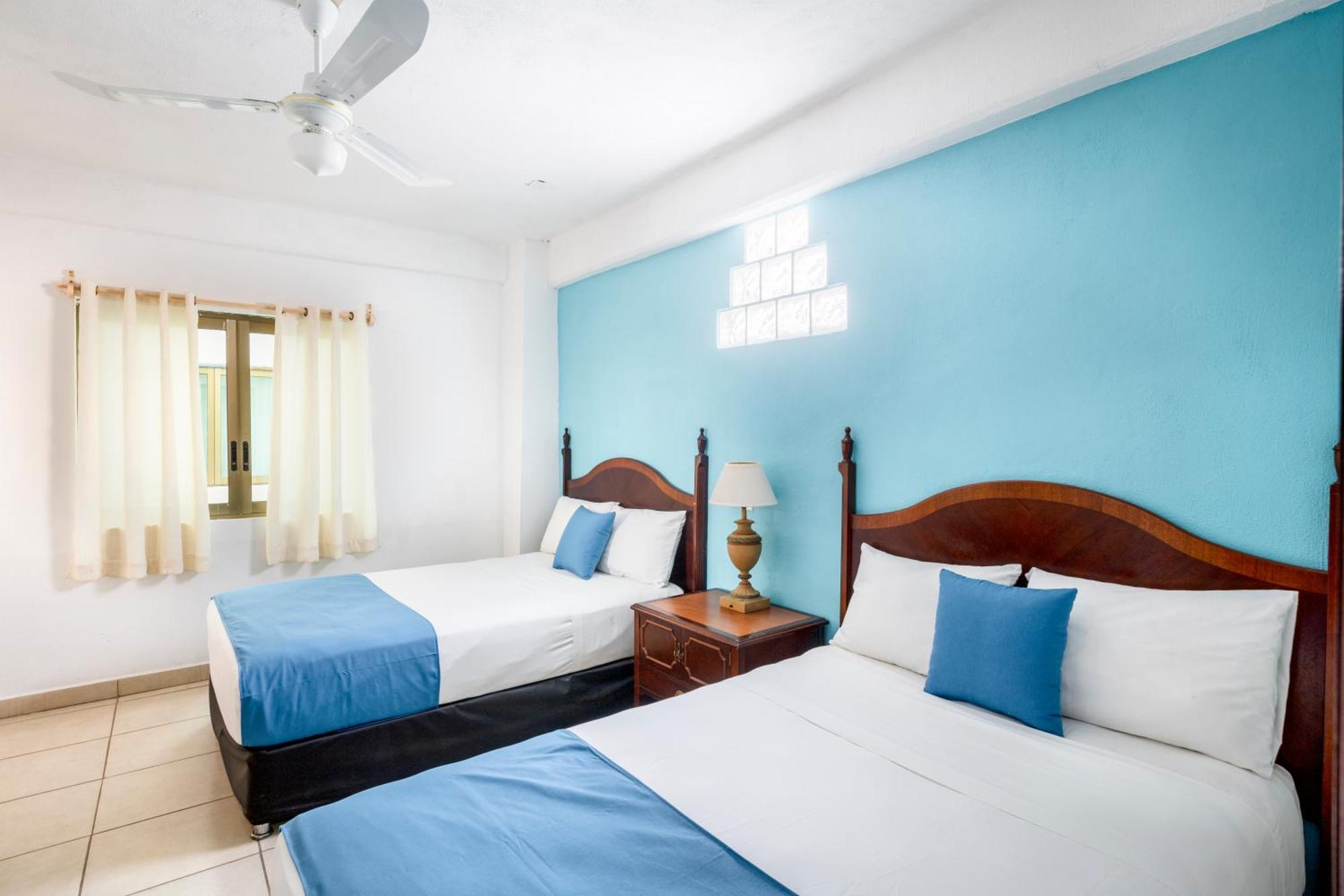 Hotel Pueblito Vallarta 푸에르토 발라타 외부 사진